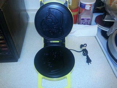 Scooby Doo Waffle Pancake Maker By Salton