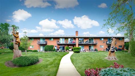 Glen Ellyn Apartments - Old Bond Court, Glen Ellyn, IL