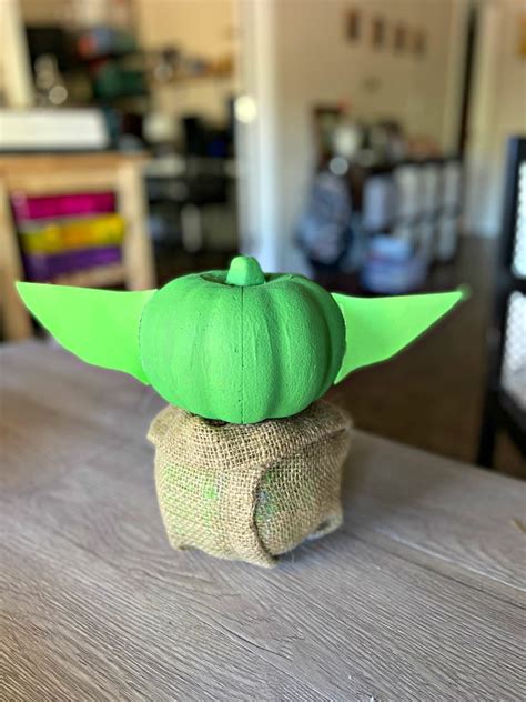 Baby Yoda Pumpkin - Desert Chica