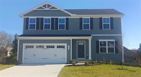 5240 Earhart Dr, Groveport, OH 43125 - MLS 223038083 - Coldwell Banker