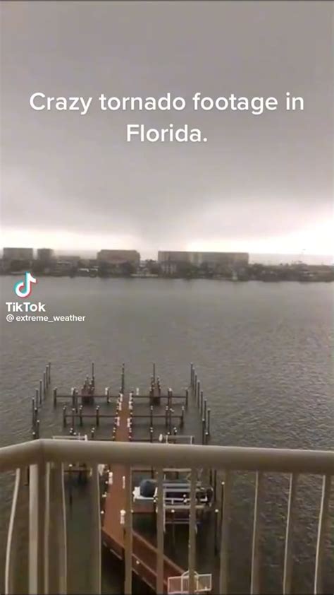 Florida Waterspout : r/tornado