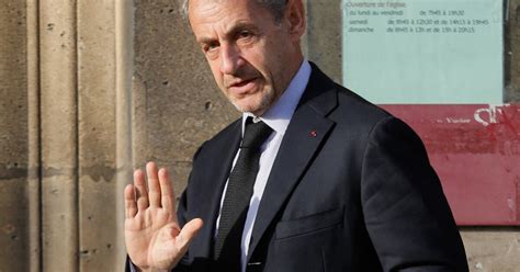 Il Faisait La Moue On L A Senti Agac Nicolas Sarkozy Pi G Prend