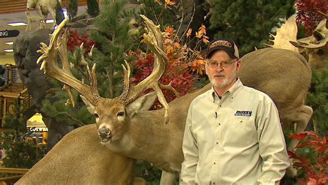 Big Buck Profile: A South Dakota Monster - North American Whitetail