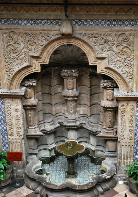 La Casa De Los Azulejos Un Cono De La Ciudad