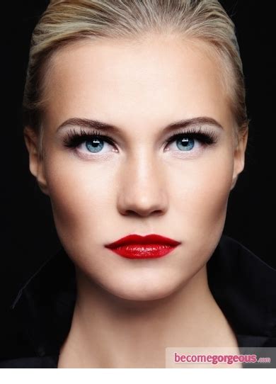 25 Glamorous Makeup Ideas With Red Lipstick