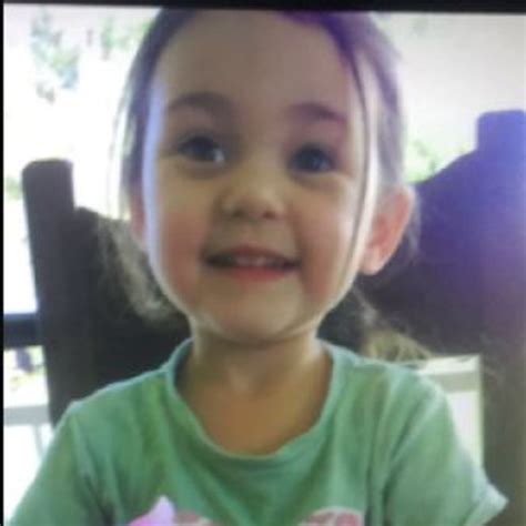 Beenleigh Police Find Missing 3 Year Old Girl Au