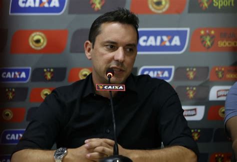 Apresentado novo executivo do Sport revela conversa André Gazeta