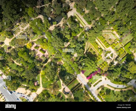 Parque de Maria Luisa — Maria Luisa Park in Seville, view from above ...