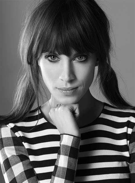 Fondos De Pantalla Alexa Chung Modelo Coletas Monocromo Mujer