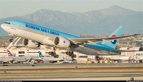 HL8251 Korean Air Lines Boeing 777 FB5 Photo By Jean Baptiste Rouer