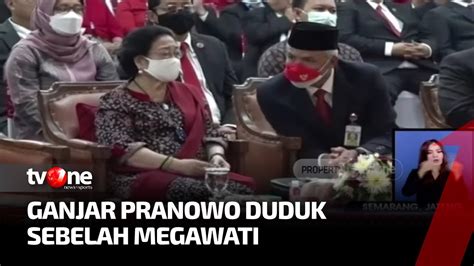 Momen Langka Tertangkap Kamera Ganjar Duduk Bersebelahan Dengan