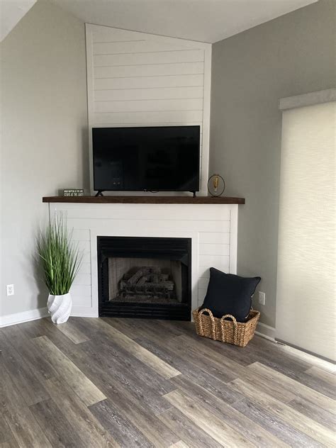 Pin By Errin Gordon On Diy For The Home In Corner Fireplace