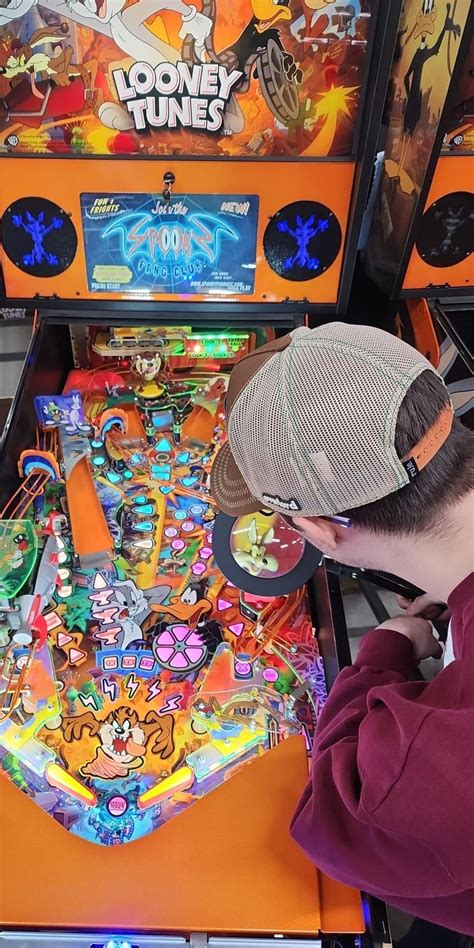 Spooky Pinball Begins Shipping Texas Chainsaw Massacre Looney Tunes