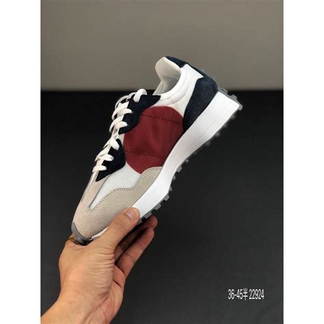 New Balance Women S Fashion Footwear Sneakers On Carousell