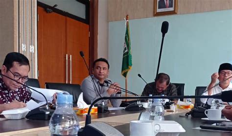 Rapat Komisi 2 Dprd Provinsi Bengkulu Evaluasi Realisasi Dana Hibah