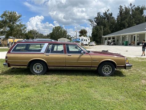 1989 Buick Lesabre Estate Wagon Woody 93348 Miles Maroon Interior