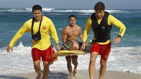 Rescue Hi Surf Review Foxs Hawaii Set Lifeguard Drama Struggles To