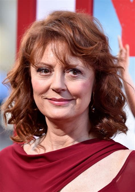 Susan Sarandon Medium Curly Hairstyle with Bangs for Women Over 60 ...