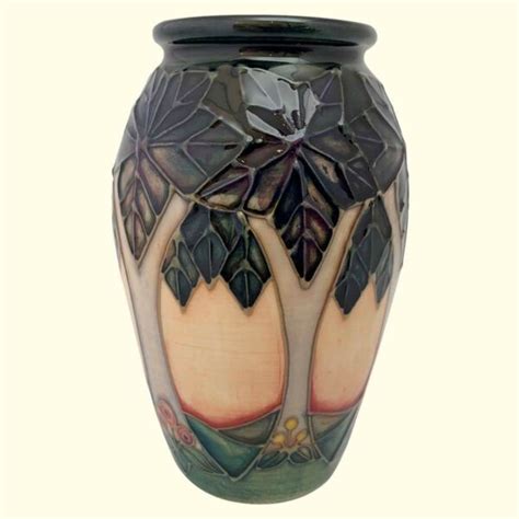 MOORCROFT Cluny Vase On The 393 4 Shape Moorcroft Vaults