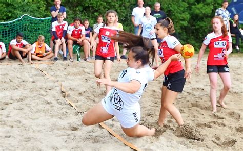 Beachhandball Nachwuchs Des Sv Zweibr Cken Stark Auf Sand In Kirkel