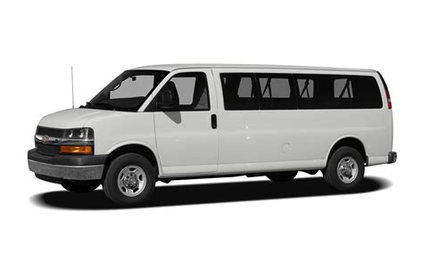 2008 Chevrolet Express 3500 Specs, Dimensions & Colors | Cars.com