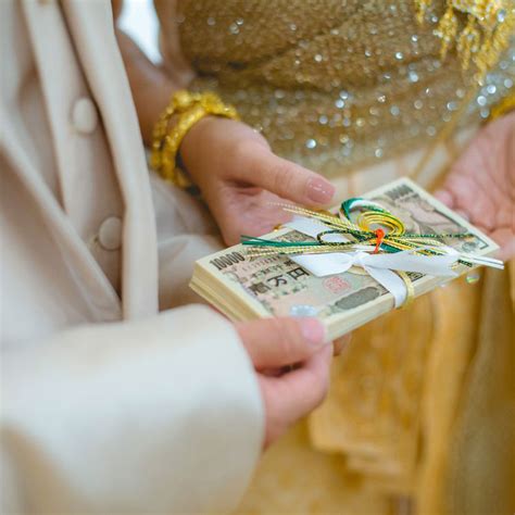 Mistakes Couples Make With Their Wedding Gift Money