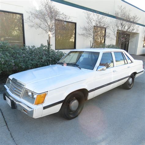 Squad Car 1985 Ford Ltd Police Sedan Dailyturismo