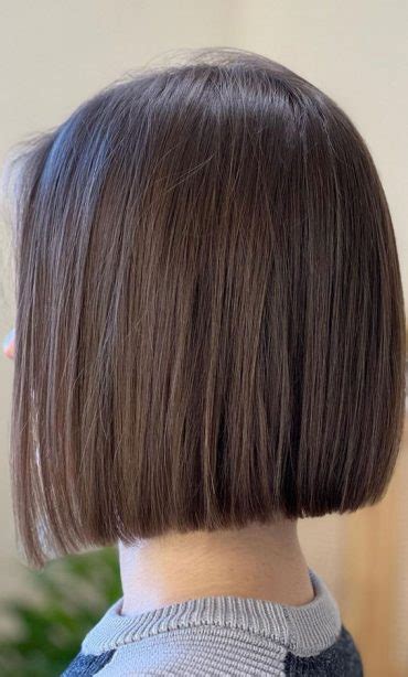 35 Sleek And Chic Bob Hairstyles Sleek Blunt Bob