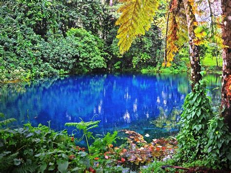 The Nanda Blue Hole Also Known As Jackies Blue Hole On The Isla