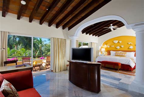 Casa Velas Puerto Vallarta - Rooms - Puerto Vallarta, Banderas Bay and ...