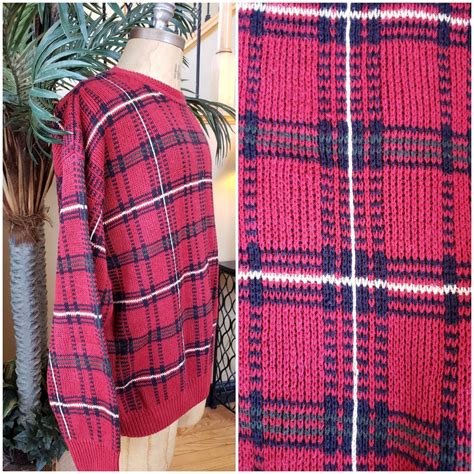 Vintage ROUNDTREE Yorke Plaid Grandpa Sweater Red Green Yellow Tartan