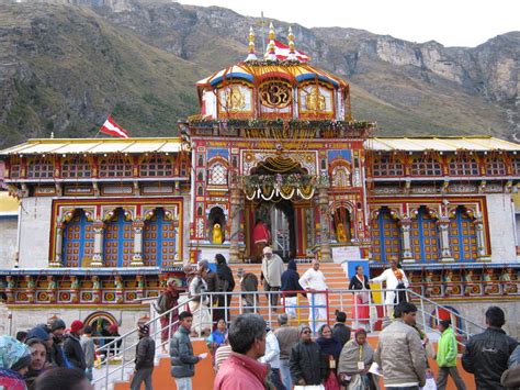 Badrinath Temple - India Travel Forum | IndiaMike.com