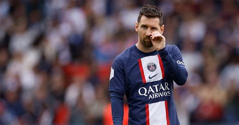 Messi bị PSG kỷ luật Lionel Messi là nạn nhân của Pháp