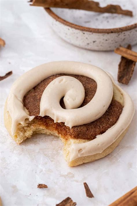 Maple Cinnamon Roll Crumbl Cookie Recipe Banana Breads