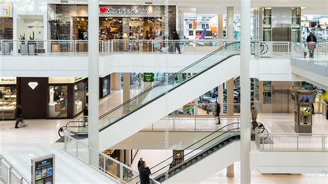 Leasing and Development | Mall of America