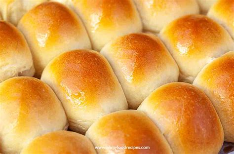 Homemade Soft Dinner Rolls Recipe Oh My Food Recipes