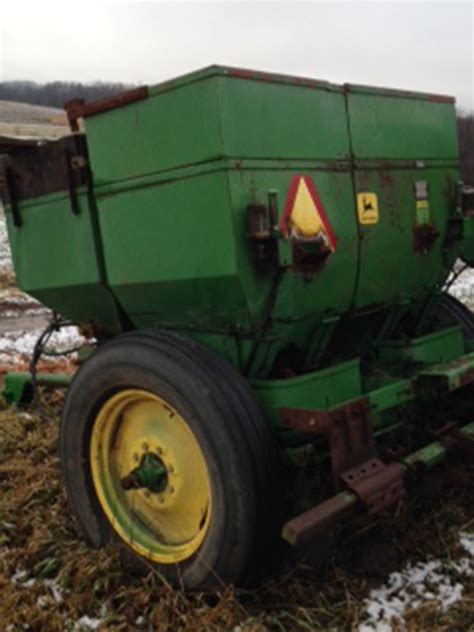 John Deere 216 Potato Planter Engel Bros Equipmentengel Bros Equipment