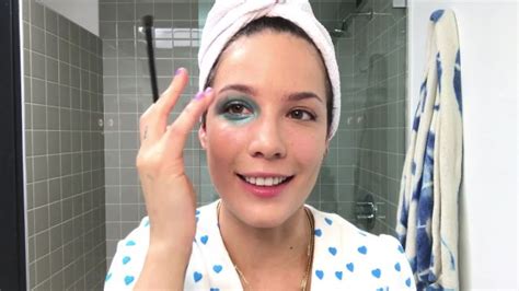 Halsey on the Meaning Behind Her 'Manic' Makeup—and Why She Uses 6 ...