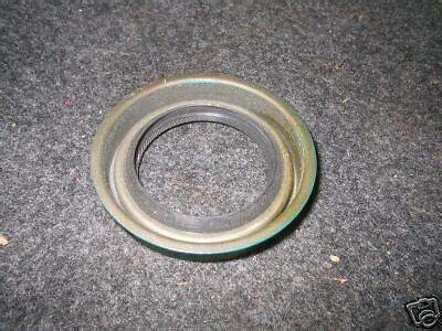 NEW MUNCIE 4 SPEED REAR SEAL M20 M21 M22 LARGE OUTPUT 32 SPLINE EBay