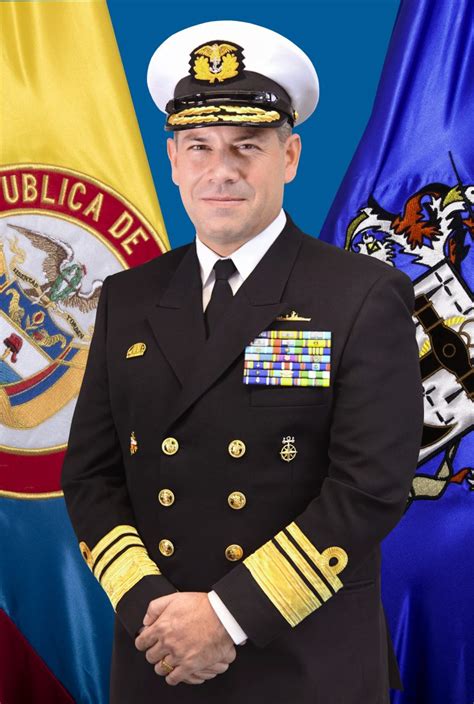 L Nea De Mando Escuela Naval De Suboficiales