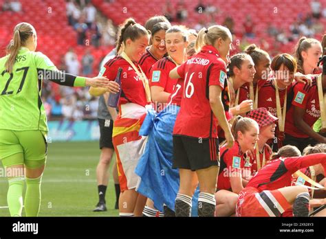 Man United Celebrate Winning Adobe Fa Women S Cup Final Manchester