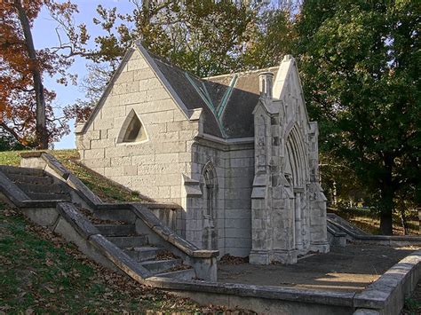 Calvary Roman Catholic Cemetery In Saint Louis Missouri Usa Hunt