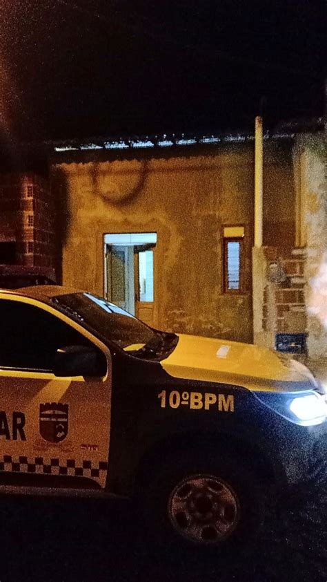 Suspeito de tráfico de drogas tem casa invadida e é executado a tiros