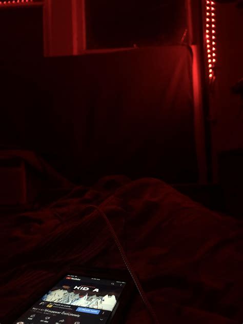 A vibe like no other : r/radiohead