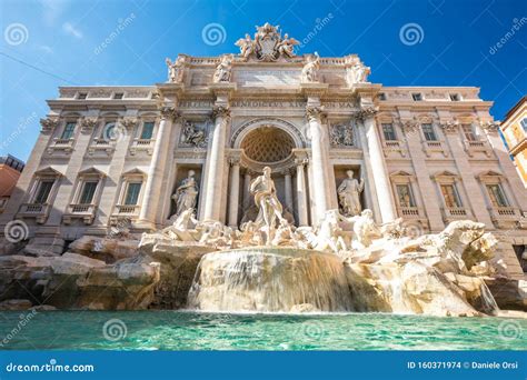 Trevi Fountain in Rome, Italy Stock Photo - Image of historic, italia ...