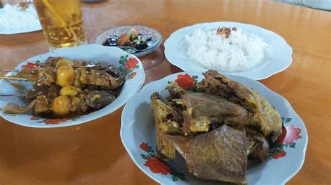 Gurihnya Hidden Gem Di Tegal Kuliner Daging Blengong Goreng Yang Bikin