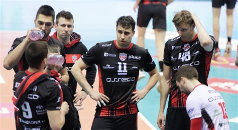 Plusliga Rewolucja W Asseco Resovii Rzesz W Prezes Klubu Zabra G Os