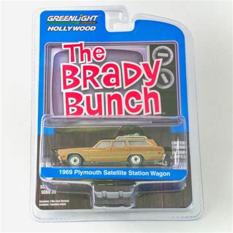 Greenlight 1969 Plymouth Satellite Station Wagon Brady Bunch EBay