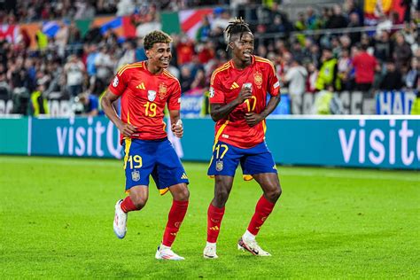 Euro 2024 Nico Williams Et Lamine Yamal Donnent Des Ailes à Lespagne