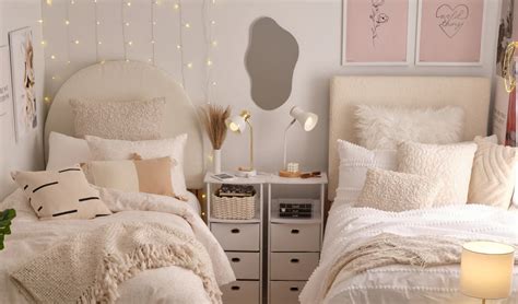 College Dorm Room Furnishings Shopping Guide [2024] College Fashion